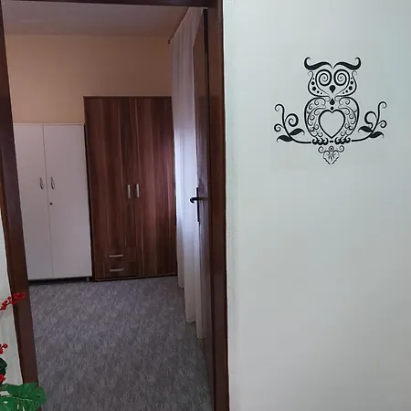 Hepi * Nisz